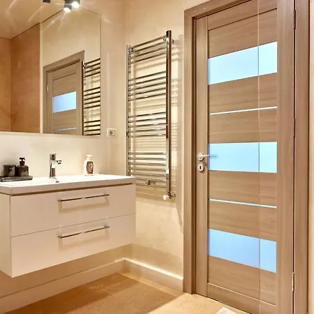 Alma Zev Apartamento Năvodari