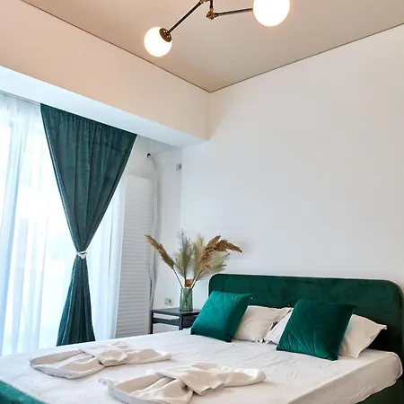 Apartment Alma Zev Navodari